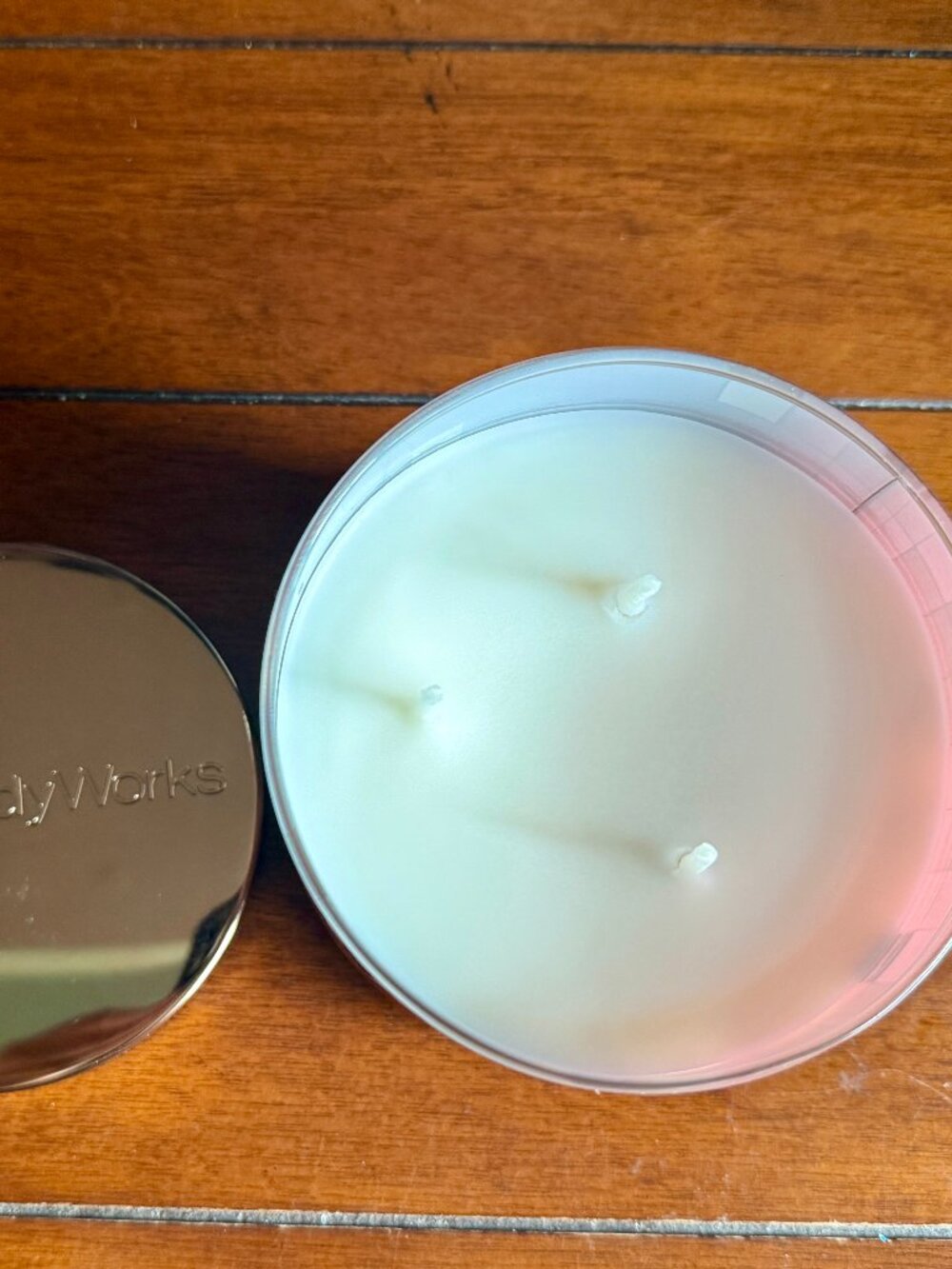 NEW POPPY 3-Wick Candle Bath & Body Works - Picture 2 of 4